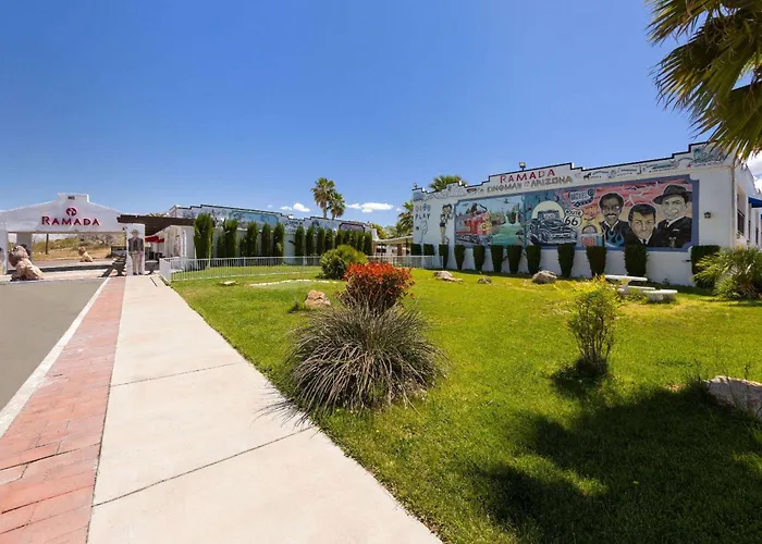 Ramada By Wyndham Kingman